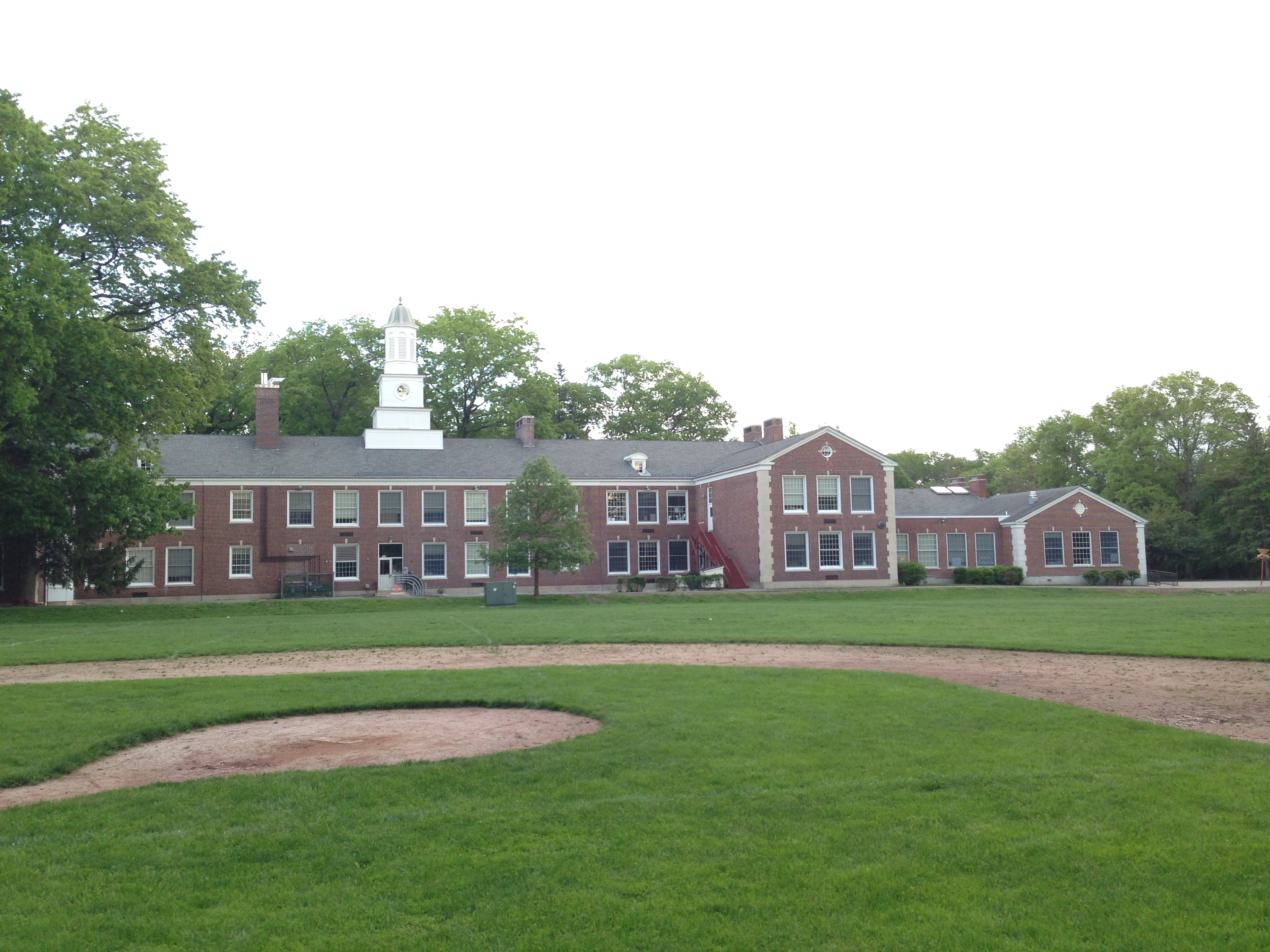 A picture of 4th street in May 2024